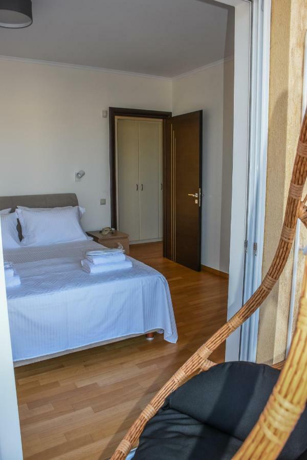 Boutique Penthouse Next To Stavros Niarchos Foundation Apartment เอเธนส์ ภายนอก รูปภาพ