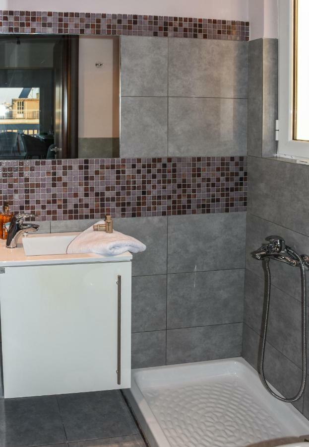Boutique Penthouse Next To Stavros Niarchos Foundation Apartment เอเธนส์ ภายนอก รูปภาพ